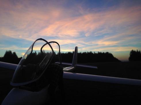 PW6_Sunset_Landing.jpg